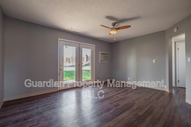 518.5 W 8th St in Maryville, MO - Building Photo