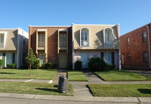 4033 Alberta St in Metairie, LA - Building Photo