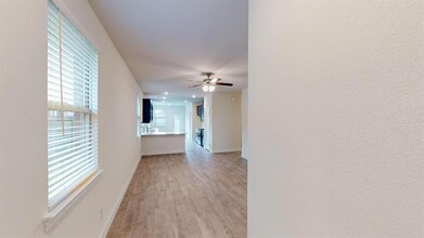 6020 Dandelion Dr in Aubrey, TX - Building Photo - Building Photo