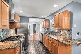 512 Dijon Dr in Melbourne, FL - Building Photo - Building Photo