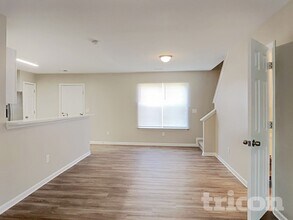 1316 Crandon Dr in Charlotte, NC - Building Photo - Building Photo