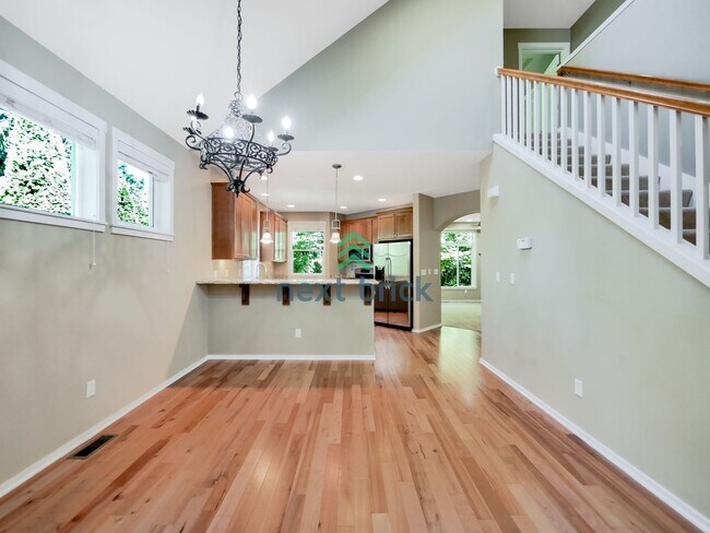 2510 Larchmount Dr NE in Issaquah, WA - Building Photo - Building Photo