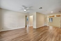 17661 Brian Way in Jupiter, FL - Foto de edificio - Building Photo