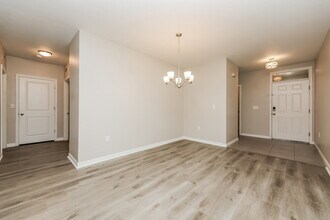 10125 Geese Trail Cir in Ruskin, FL - Foto de edificio - Building Photo