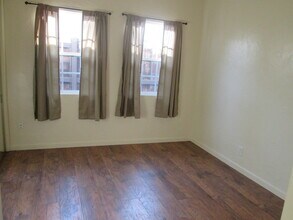 1834-36 Chalcedony St in San Diego, CA - Building Photo - Building Photo