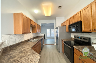 214 Spring Crossing Cir in Greer, SC - Foto de edificio - Building Photo