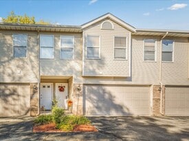 6436 Reanna Way in Loves Park, IL - Building Photo