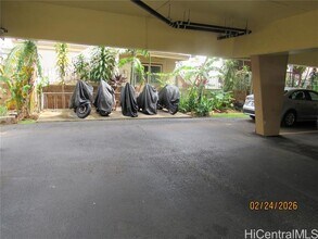 24 Hi?aloa St in Honolulu, HI - Building Photo - Building Photo