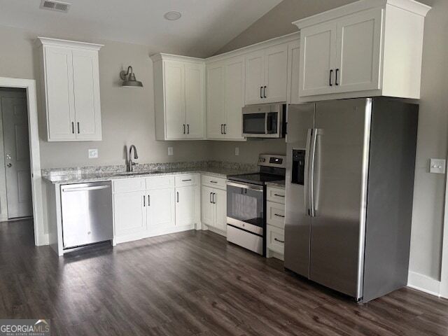 2585 Bowersville Hwy in Bowersville, GA - Foto de edificio - Building Photo