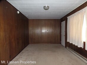640 Juniper St in Susanville, CA - Building Photo - Building Photo