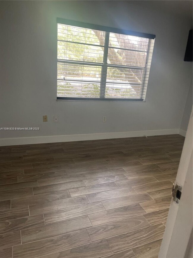 4304 NW 9th Ave in Pompano Beach, FL - Building Photo - Building Photo