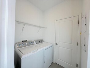 1916 Flourish Ave in Kissimmee, FL - Building Photo - Building Photo