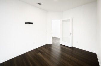 10226 Clearwick St in Houston, TX - Building Photo - Building Photo