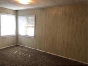 411 E Hulse St in McPherson, KS - Building Photo - Building Photo