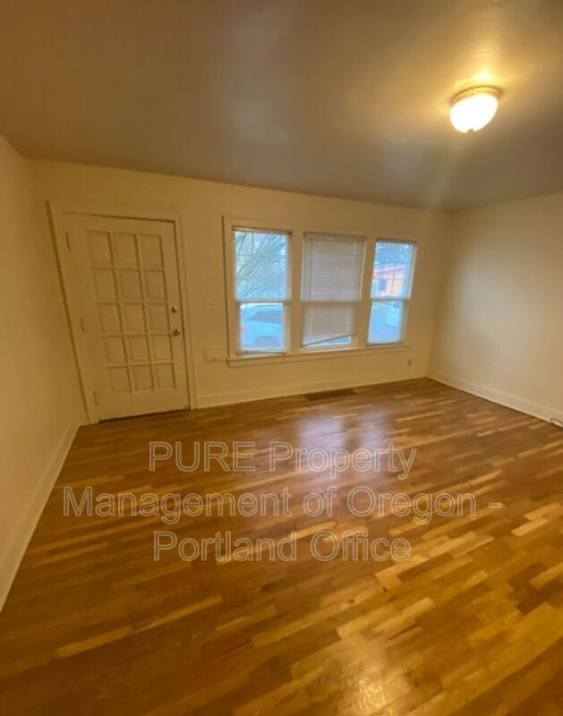 property at 1808 SE Clinton St