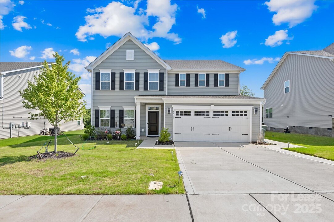 7106 Waterwheel St SW in Concord, NC - Building Photo
