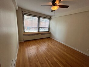 4180 N Marine Dr in Chicago, IL - Building Photo - Building Photo