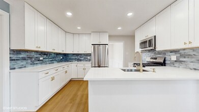 15405 Tulip Ct in Orland Park, IL - Building Photo - Building Photo