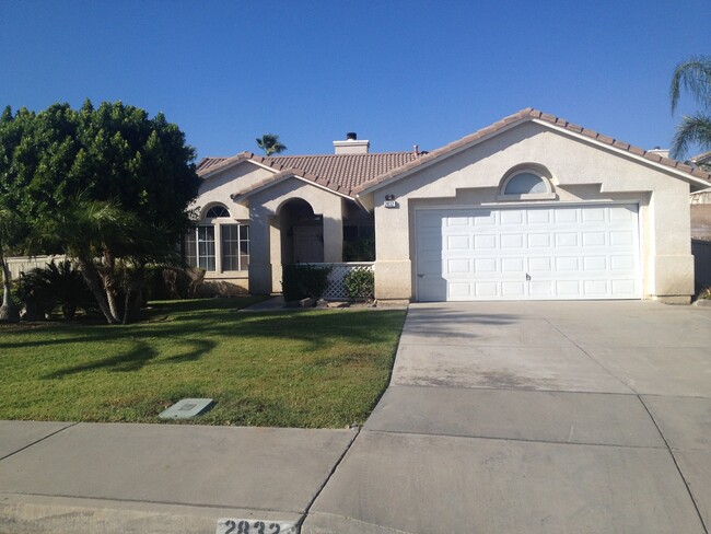 property at 2832 W Sunrise Dr