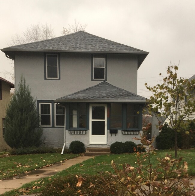 property at 3250 Ulysses St NE