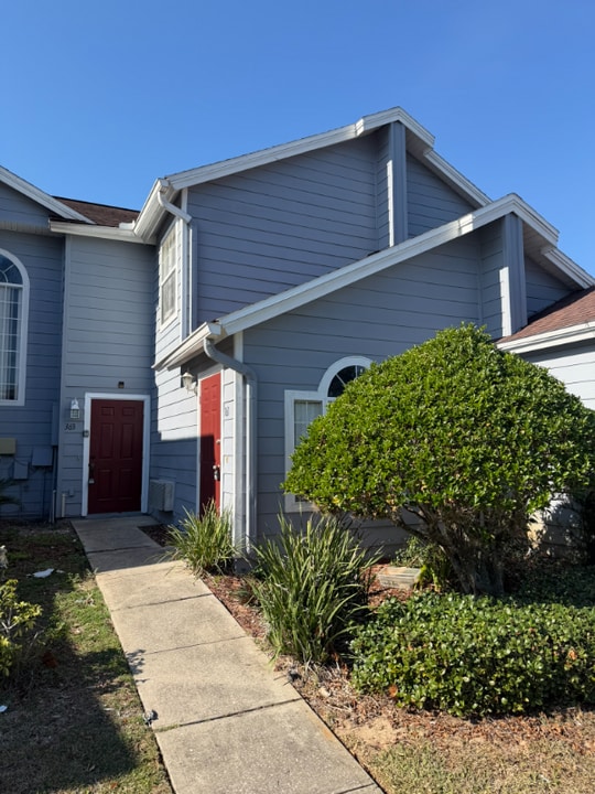 363 Caribbean Dr in Davenport, FL - Building Photo