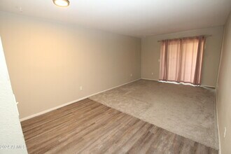 3119 W Cochise Dr in Phoenix, AZ - Foto de edificio - Building Photo