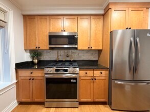 122 S Evergreen Ave in Arlington Heights, IL - Foto de edificio - Building Photo