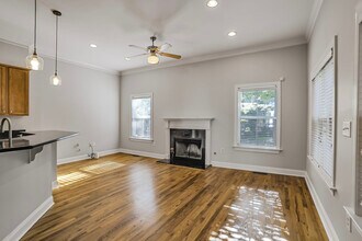 239 Carlyle Park Dr in Atlanta, GA - Building Photo - Building Photo