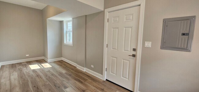 3921 N Francisco Ave in Chicago, IL - Building Photo - Building Photo
