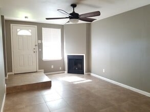 620 S Rogers Rd in Irving, TX - Building Photo - Building Photo