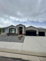 3566 Saddle Dr in Canon City, CO - Building Photo