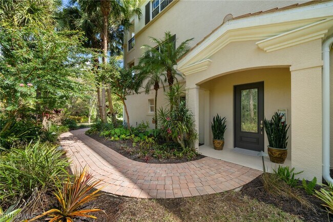 property at 2886 Castillo Ct