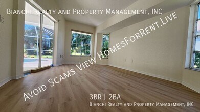 692 Rotonda Cir in Rotonda West, FL - Building Photo - Building Photo