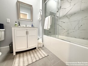 55 W 5th St, Unit #608 in Boston, MA - Building Photo - Building Photo