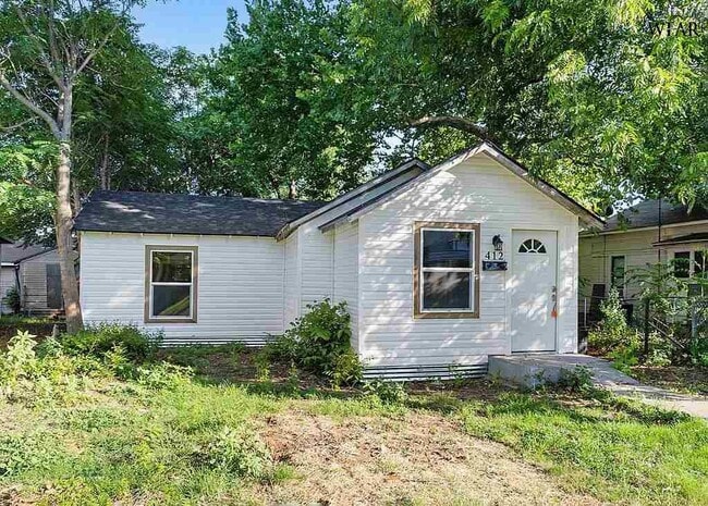 412 E 1st St in Burkburnett, TX - Building Photo - Building Photo