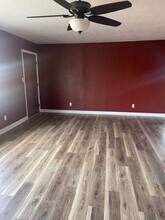 3922 Barry Ave in Klamath Falls, OR - Building Photo - Building Photo