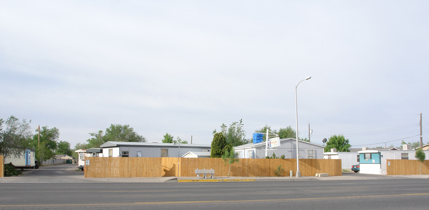 10804 Central Ave SE in Albuquerque, NM - Building Photo