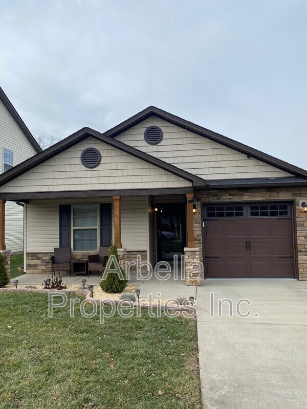 property at 663 Suffolk Rd