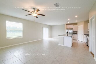 11214 Riley Pines Cir in Gibsonton, FL - Building Photo - Building Photo