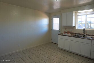 1052 Chaparral Cir in Sierra Vista, AZ - Building Photo - Building Photo