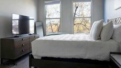 49 Boulevard SE, Unit C-539 in Atlanta, GA - Building Photo - Building Photo