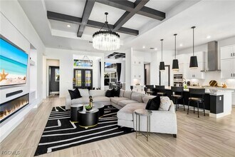 18917 WildBlue Blvd in Ft. Myers, FL - Building Photo - Building Photo