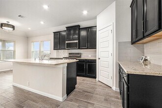 502 Ellwood Terrace Ln in Richmond, TX - Building Photo - Building Photo