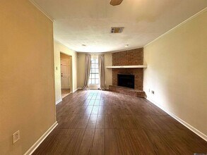 15855 Sunderland Ave in Baton Rouge, LA - Building Photo - Building Photo