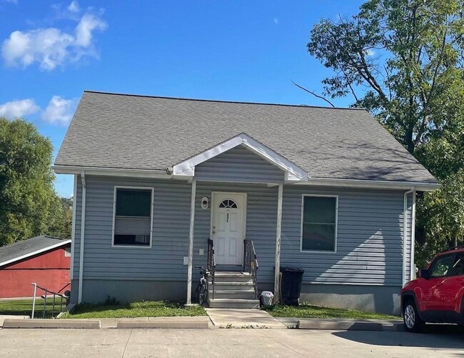 property at 231 Pennsylvania Ave