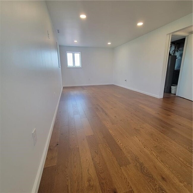 property at 47 Crimson Bramble Rd