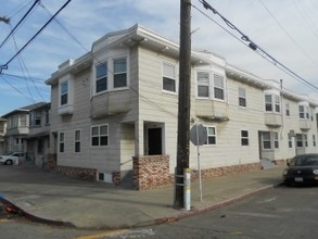 1106 4th Ave in Oakland, CA - Foto de edificio - Building Photo