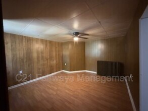 620 Carothers Ave in Carnegie, PA - Building Photo - Building Photo