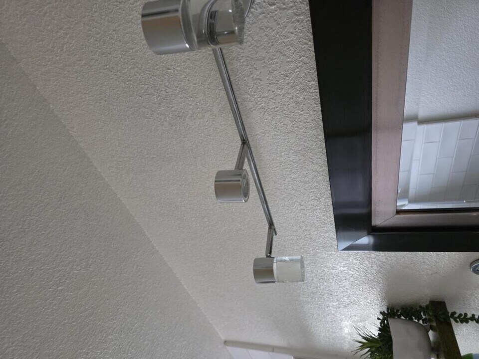 3591 Quail Lakes Dr in Stockton, CA - Building Photo