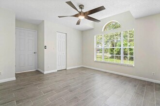 13460 71st Pl N in West Palm Beach, FL - Building Photo - Building Photo